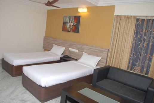 Hotel Metro Park Inn Κοϊμπατόρε Δωμάτιο φωτογραφία